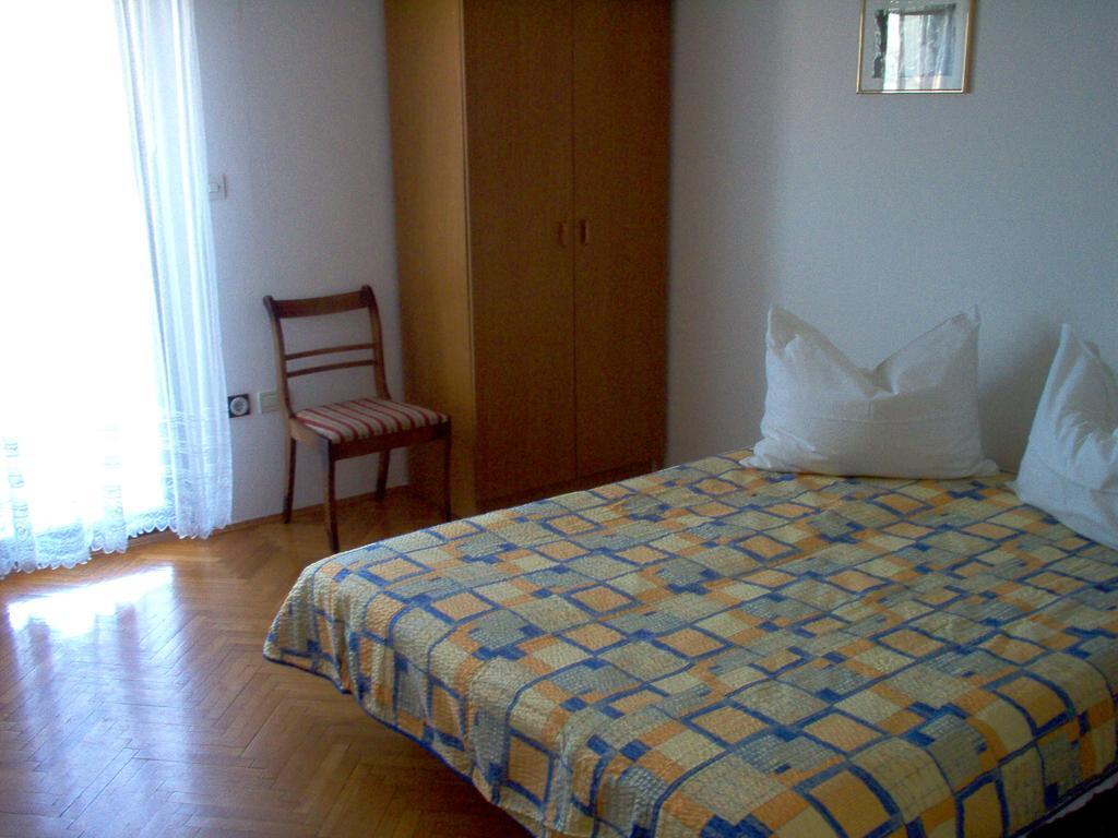 Apartment Karmen Trogir Oda fotoğraf