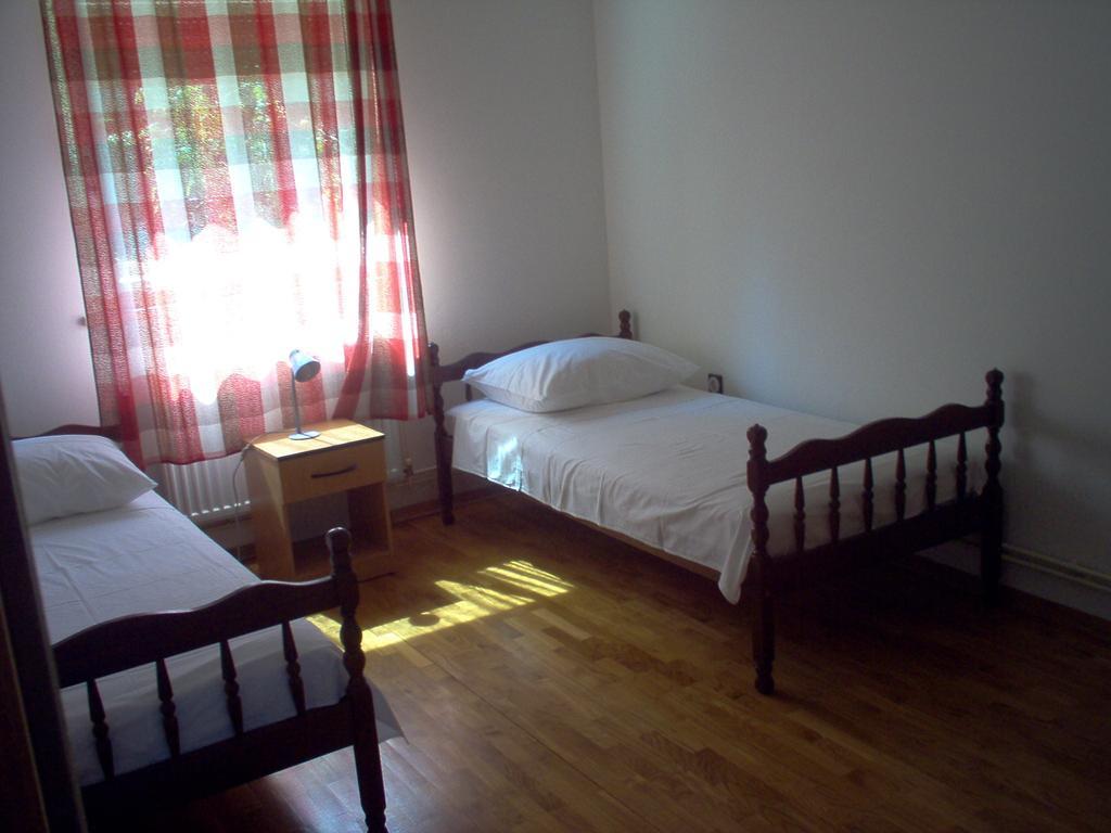 Apartment Karmen Trogir Oda fotoğraf